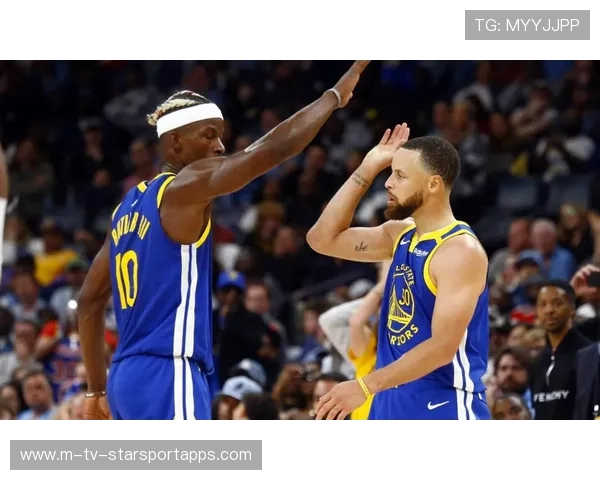 勇士胜太阳，穆迪贡献24分，库里带领球队战胜布克38分的孤军奋战