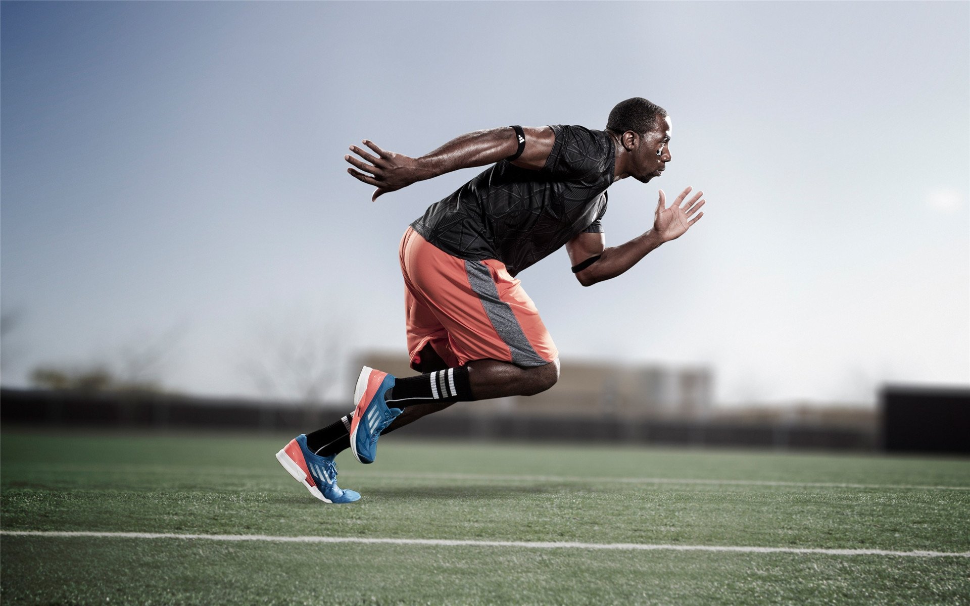 国足球迷热情持续高涨,国足对球迷评论的回应